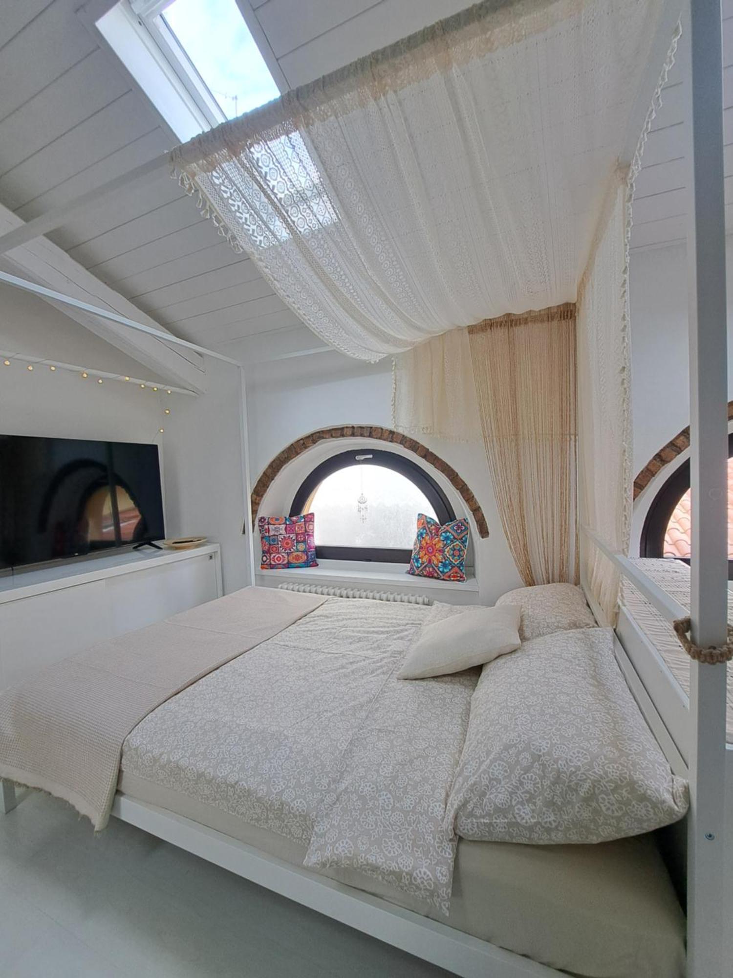 Cozy Casa Bianca Bergamo Apartment *